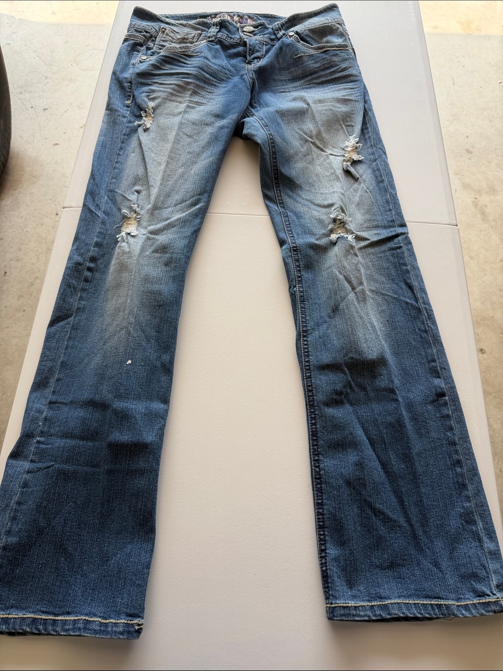 Women’s Truce Distressed Blue Denim JeansSize 12 (jrs)